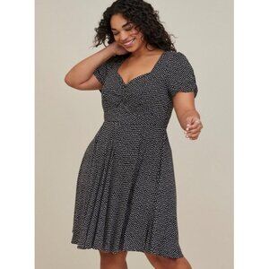 Black & White Polka Dot Sweetheart Neckline Fit & Flare Dress Size 2X 18 20 Plus